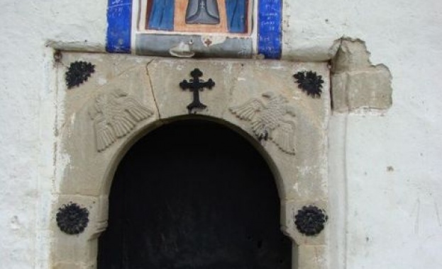 Проверяват православните храмове в дните преди Великден