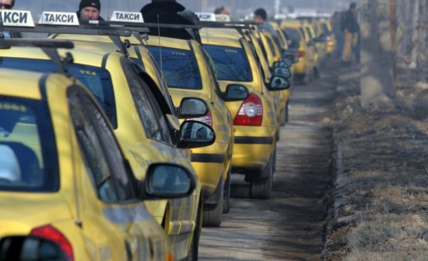 Пловдивските таксиджии учредиха нова организация 