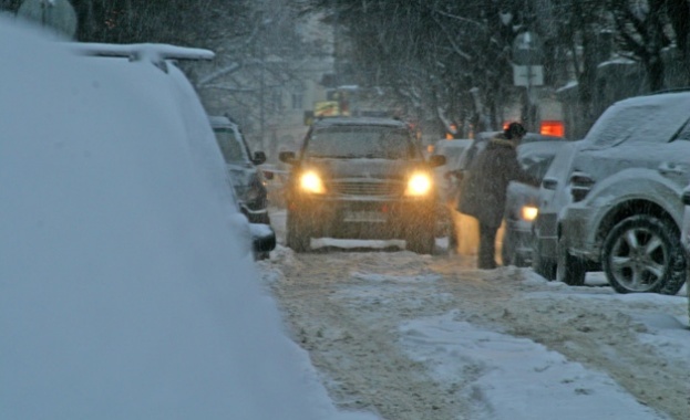 Отменят бедственото положение в Нови пазар и Венец, остава тежка ситуацията в Хитрино