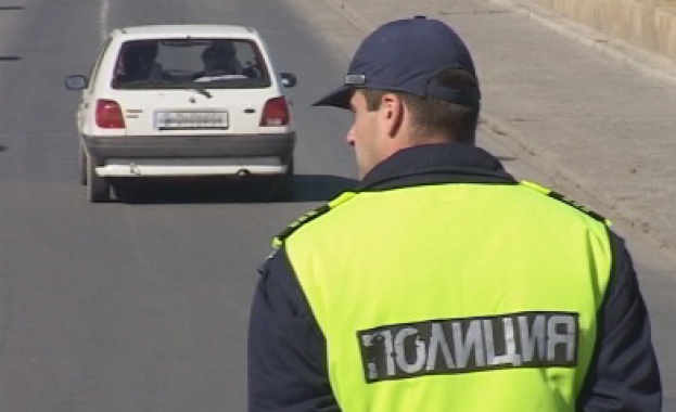 Глобите към КАТ ще могат да се плащат и на пътя