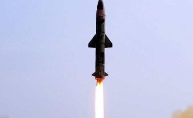 Москва изстреля междуконтинентална балистична ракета "Ярс"