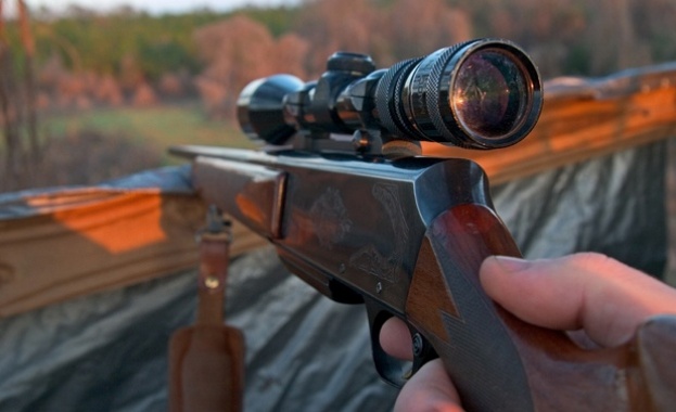 По време на лов е прострелян ловец от ПЛСР "Розино"