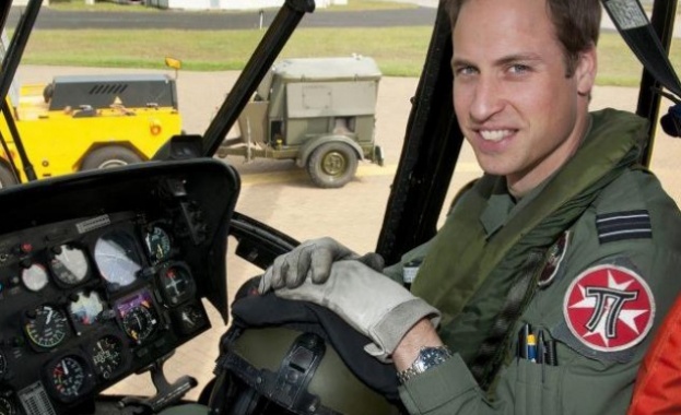 Принц Уилям се връща на работа. Ще кара въздушна линейка