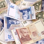 Заплатите трябва да се вдигнат още