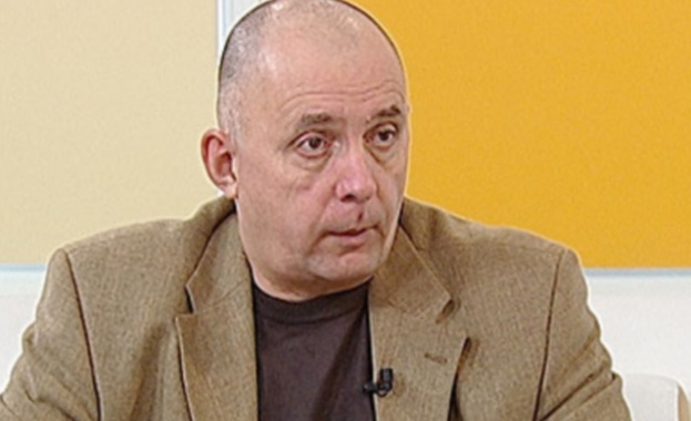 Коритаров: Институцията, която трябва да каже кой и защо е стрелял по кола на Алексей Петров, мълчи 