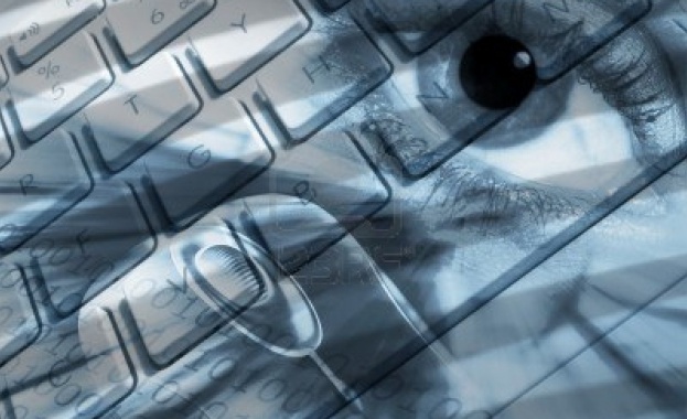 Руското правителство шпионирало стотици международни компании 