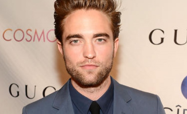 Робърт Патинсън лудна по британска художничка