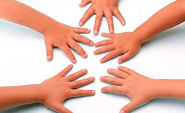 Приятелите си избирам по...