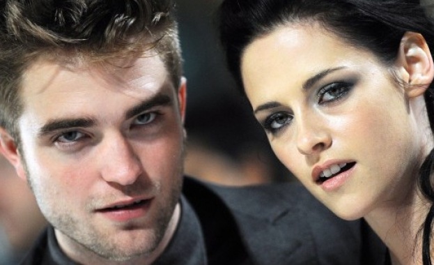 Кристен Стюарт посещава тайно Робърт Патинсън