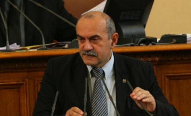 Парламентът не прие забраната за разгласяване на социологически проучвания в изборния ден