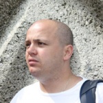 Защо ми стана тъжно като видях новината за голото момиче в Студентски град?