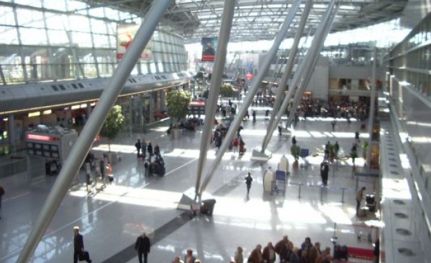 Затягат сигурността по летищата 