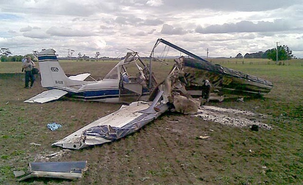 Осем души загинаха при авиокатастрофа в Мексико 