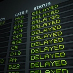 Хиляди българи остават блокирани в Близкия изток след отменени полети