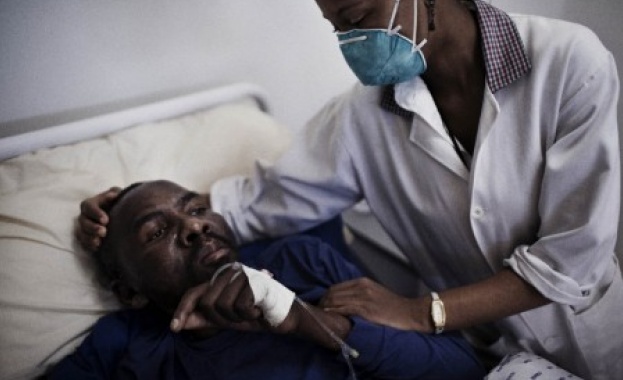 50 души останаха затрупани под търговски център в ЮАР