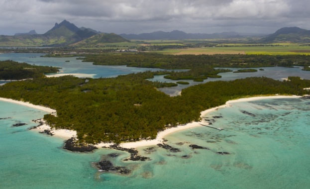 Президентът на Сейшелските острови Вавел Рамкалаван обяви извънредно положение след