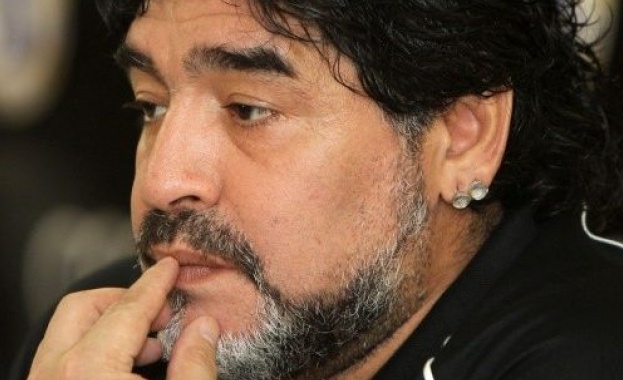 Запорираха имуществото на Марадона