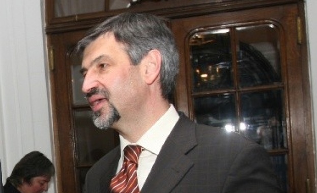 Посланикът ни на Острова: Няма да има наплив на български имигранти