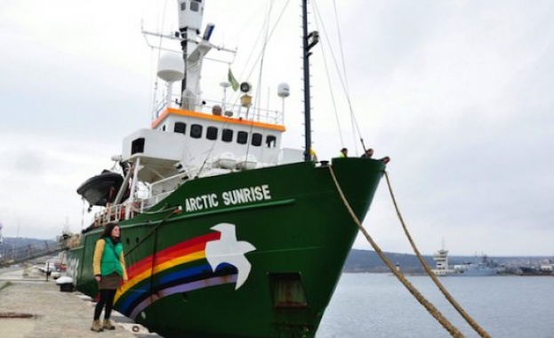 „Грийнпийс” освободи няколко от активистите си от руския затвор