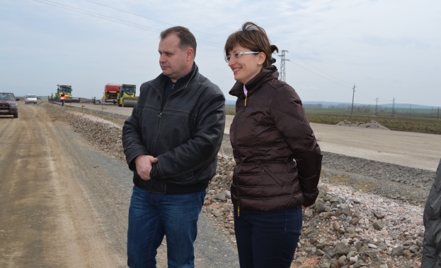 Лот 2 на "Струма" готов до следващата есен?