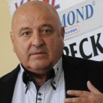 Венци Стефанов: Наско, налягай си парцалите! Намери повече пари