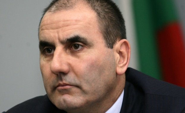 Цветанов участва във форум на ЕНП във Виена