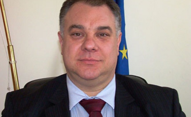 Зам.-министър Ненков: Как ще има лимит на ражданията, това не е сериозно