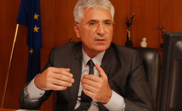 Николов: Сливането на КЗК и КЗП е добро за потребителите