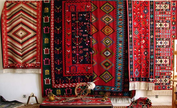 Фестивал на килима се провежда в Чипровци с редица прояви На