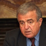 Конфликтът с учителските заплати - управленски гаф или политически стил	