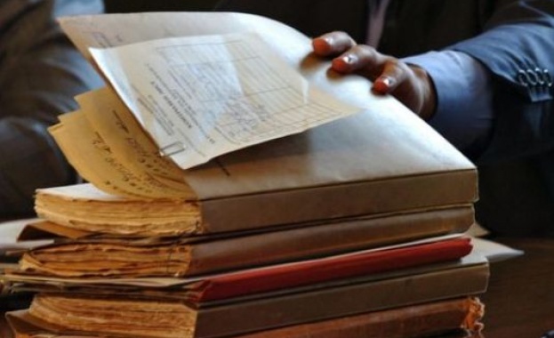 Кмет, съдия или банкер - вече само след проверка за агентура в ДС