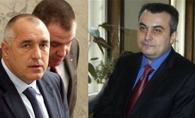 Кокинов иска съдът да зачертае „Банкя"