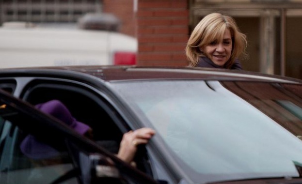 Испанската принцеса Кристина се яви пред съда по делото за корупция 