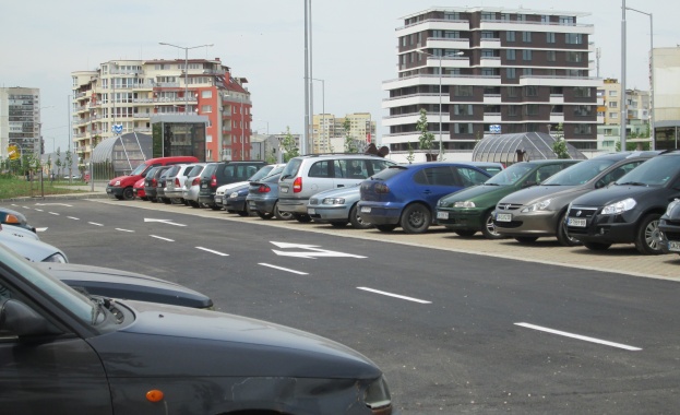 В район „Тракия“ в Пловдив дават под наем над 100 нови паркоместа