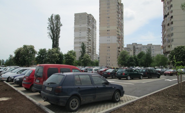 Паркирането доста често се оказва невъзможна мисия в столичните квартали