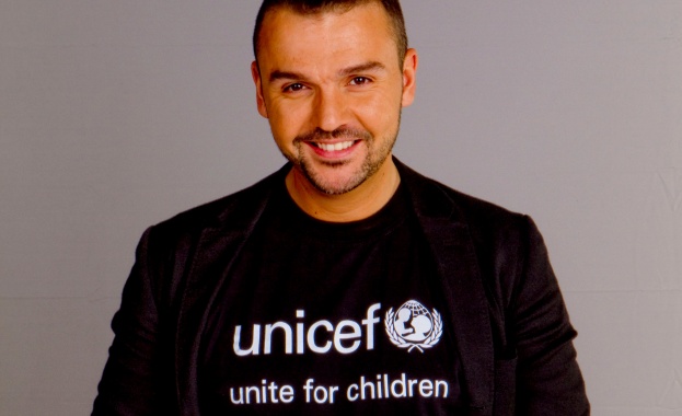 Влади Ампов - Графа: Няма време за поука. Човек през целия си живот се учи от грешките