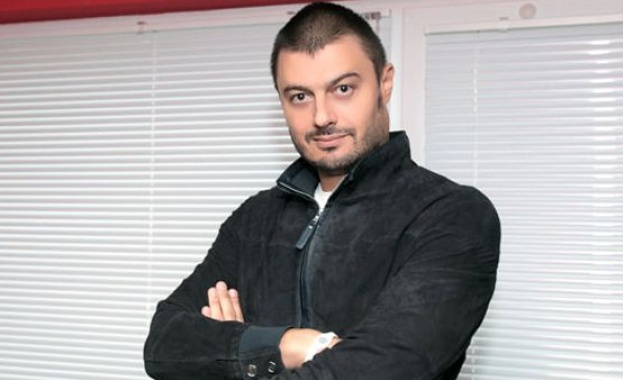 Царисти напускат НДСВ, отиват при Бареков