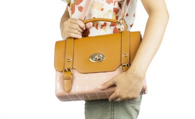 Дамската чанта и предметите в нея са идеалното място за