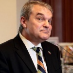 Румен Петков: Спокоен съм, премиерът лично залови седем покемона