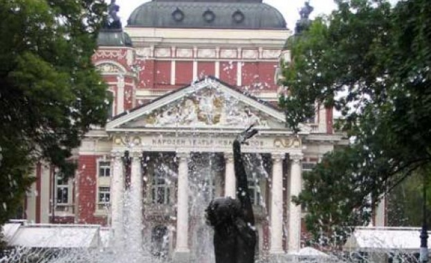 Филип Трифонов и Камен Костов са кандидатите за директор на Народния театър