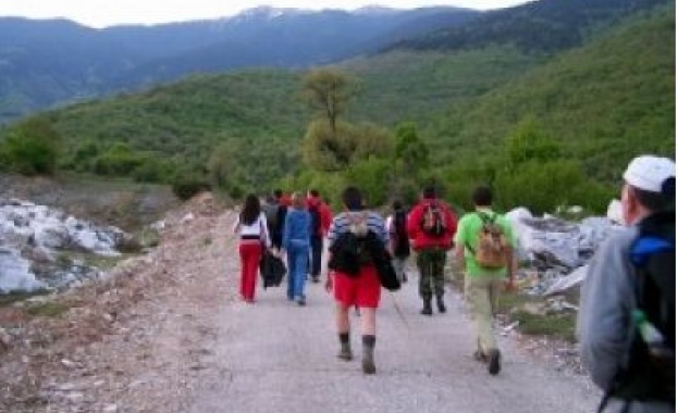 Рекорден брой участници се включват тази година в пешеходния поход