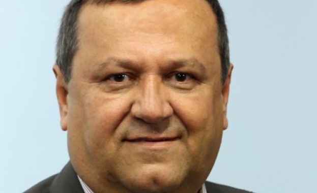 Адемов: Тристранката трябва да реши за минималната заплата 