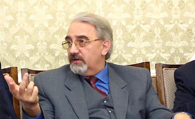 Радев: Проблемът с КТБ е изолиран за българската банкова система