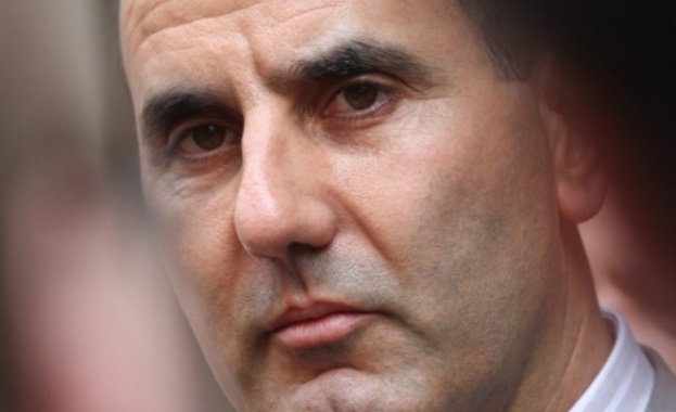 Колите за подслушване излизали и извън София