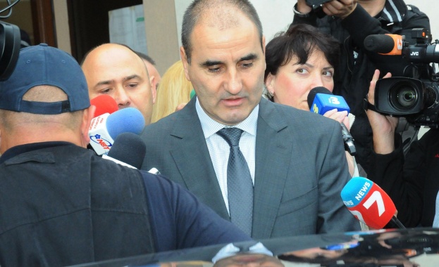 Цветанов пристигна в Следствието 