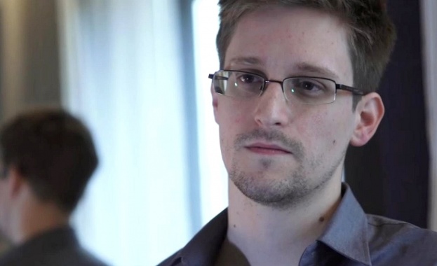 Сноудън потърси убежище в Бразилия 