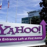  Yahoo блокира и остави хиляди потребители без достъп до имейлите им