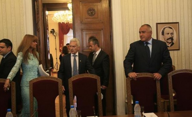 Политолог: КСНС е поредният гаф на българската външна политика