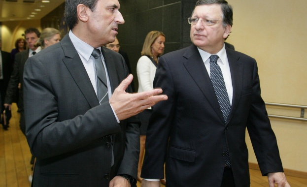 Орешарски разпитва Барозу за предстоящия доклад