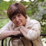 Леа Коен и Фучеджиева в Клуба на Дора Габе и Багряна